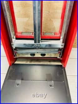 Vintage Delicious Chewing Gum Dispenser-Jolly Good Industries Inc. With Key
