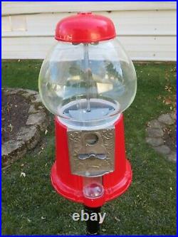 Vintage Floor Model Bubble Gum Or Candy Machine, Great Condition
