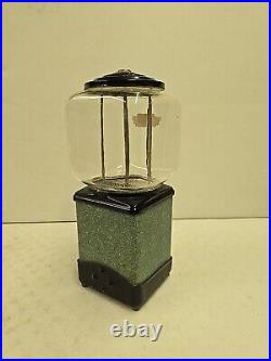 Vintage Folz Vending Oceanside NY Advertising Peanut Penny Machine 1C With Key