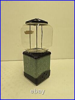 Vintage Folz Vending Oceanside NY Advertising Peanut Penny Machine 1C With Key