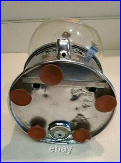 Vintage Ford Gum Machine Co. Inc. Gum Ball Machine 1 Cent Dispenser with Key