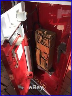 Vintage Fully Restored Early 1960s Coca Cola Coke Machine Cavalier Works Great