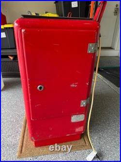 Vintage Glasco GBV-50 Coca-Cola 10¢ Bottle Vending Machine Cooler Original