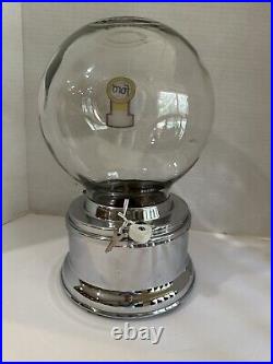 Vintage Glass Globe Ford Penny One Cent Gumball Machine Ford Gum USA Made EUC