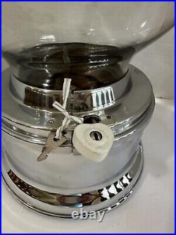 Vintage Glass Globe Ford Penny One Cent Gumball Machine Ford Gum USA Made EUC