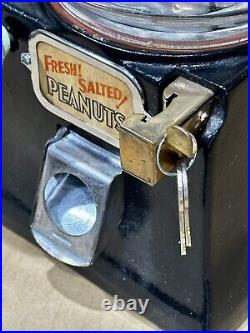 Vintage Glass Northwestern 31 Porcelain Penny/Nickel Bulk Vender c. 1930 w Keys