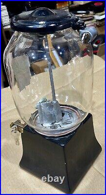 Vintage Glass Northwestern 31 Porcelain Penny/Nickel Bulk Vender c. 1930 w Keys