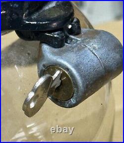 Vintage Glass Northwestern 31 Porcelain Penny/Nickel Bulk Vender c. 1930 w Keys
