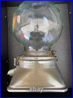 Vintage Gum Ball Machine 1 Cent Dispenser Hart Gum Company Glass Globe