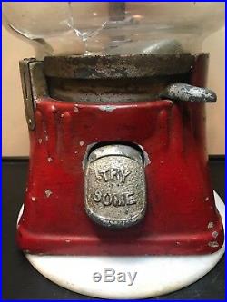 Vintage Gumball Machine. 1 Cent Silver King. Original Red Paint And Key. 1940s