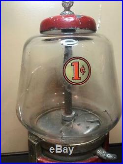 Vintage Gumball Machine. 1 Cent Silver King. Original Red Paint And Key. 1940s