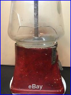 Vintage Gumball Machine. 1 Cent Silver King. Original Red Paint And Key. 1940s