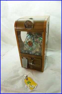 Vintage Gumball Machine Victor Super V Grandad Wood Five Cent Candy Vending