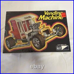 Vintage MPC Vending Machine Model Coca Cola Original Kit 1-0629-200 Mint Cond