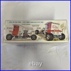 Vintage MPC Vending Machine Model Coca Cola Original Kit 1-0629-200 Mint Cond