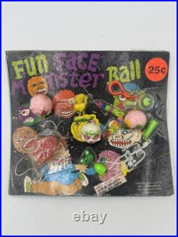 Vintage Madballs KO Vending Machine Card Knock Off Monster