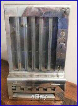 Vintage Mills 1 Cent Gum Dispenser Vending Machine With Key