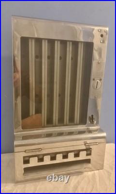 Vintage Mills Penny 1 One Cent Coin Op Operated Candy Vending Machine