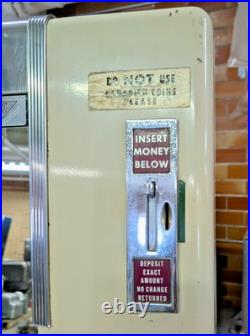 Vintage National Vendors 10C Candy and Gum Machine, No Keys