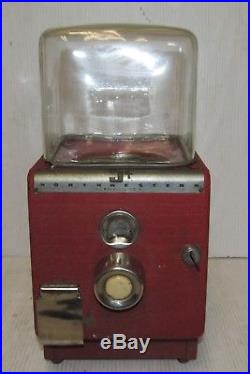 Vintage North Western 5 cent Gumball Vending Machine withKey