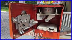 Vintage Northwestern 1 Cent Gum Ball Candy Vending Machine WORKS Magic Bubble