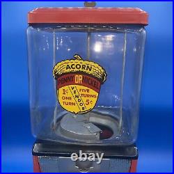 Vintage Norwestern Acorn penny or nickle Gumball Machine working with key