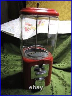 Vintage Oak Acorn 1 Opening Gumball Vending Machine 5 Cent Coin Operated