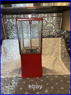 Vintage Oak Candy Gumball Vending Machine Glass Panels 10c mech. Working