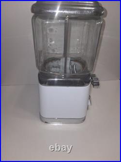 Vintage Oak MFG Company White Acorn. 25 Cent Candy Machine With Key