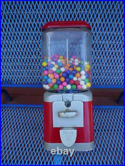 Vintage Oak Mfg. Company Acorn 1 Cent Candy Gumball Nut Vending Machine No Key