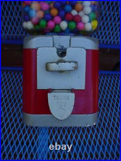 Vintage Oak Mfg. Company Acorn 1 Cent Candy Gumball Nut Vending Machine No Key