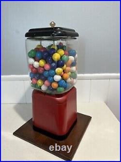 Vintage Old Oak Acorn Gumball Gum Candy Machine 5-Cent On Wood Stand Tabletop