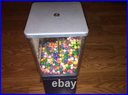 Vintage Original OAK Penny Nickel Combo Gumball Machine withStand Arcade Room