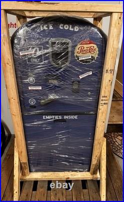 Vintage Pepsi Machine