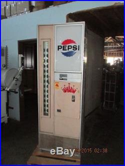 Vintage Pepsi Machine REF # (OC969)