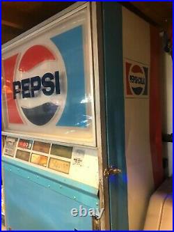 Vintage Pepsi Vending Machine $400 Working Condition