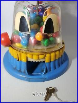 Vintage Plastic Bubble Gum Machine With Key Rare