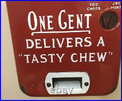 Vintage Pulver Too Chew Red Porcelain 1cent Vending Machine withkeys c1930-1939