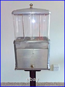 Vintage Rare art-deco 1940's National Double Nugget gumball machine with stand VG