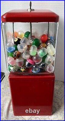 Vintage Retro Northwestern Capsule gum ball machine model 60, 25c Glass Globe