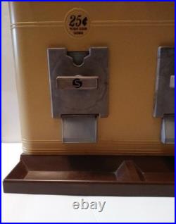Vintage SEAGA Commercial Double Bar Top Vending Candy Peanut Machine Coin Turn