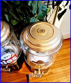 Vintage SSF Twin-Head Candy Gumball Vending Quarter Machine With Keys Green Gold