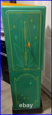 Vintage Sensio Fresh Candy Machine Very Good condition. (Selling As Is)