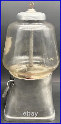 Vintage Silver King 5 Cent Candy/Gumball Machine Working