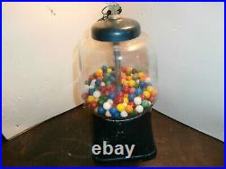 Vintage Silver King 5 cents gumball machine with key JC266 Chalice CO