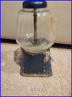Vintage Silver King Gumball Machine WithGlass Globe
