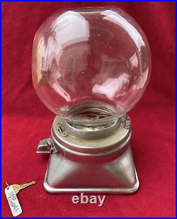 Vintage Star Quality Ball Gum 1 Cent Machine Dispenser Hart Gum Company with Key