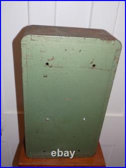 Vintage Superior Manufacturing Co. 5 Cent Gum Vending Machine