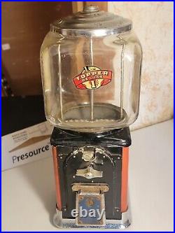 Vintage Topper Deluxe 1 Cent Gumball Machine Lions International Historical PC