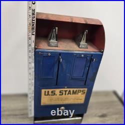 Vintage US Postage Stamp Machine Model S64 Selectra. 25 cents US POSTAL SERVICE